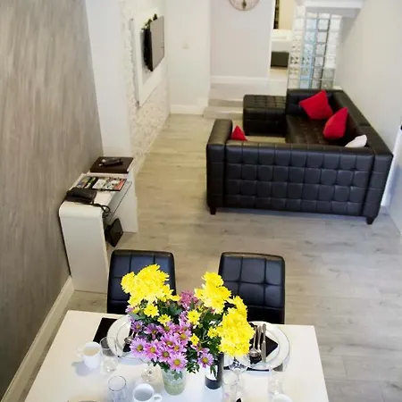 Hotel Bellavista Townhouses *