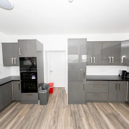 Bellavista Townhouses *